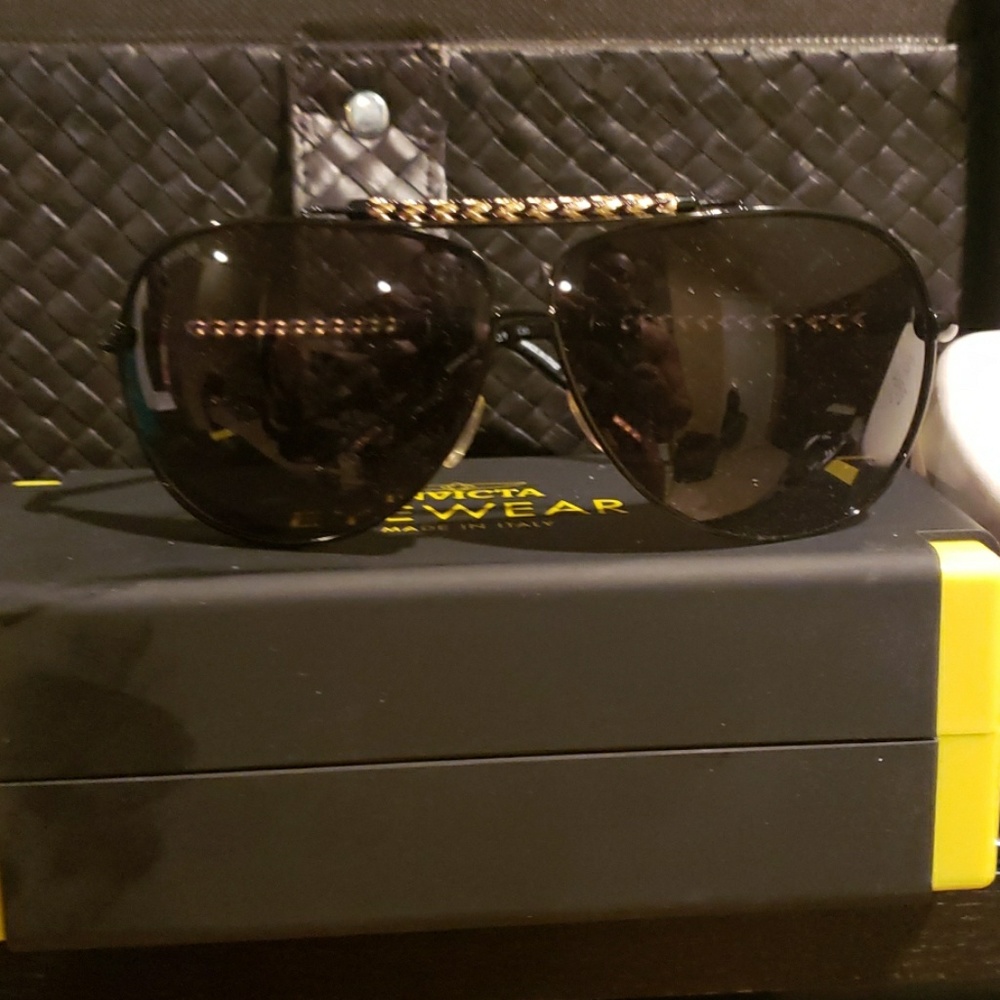 Invictus sunglasses